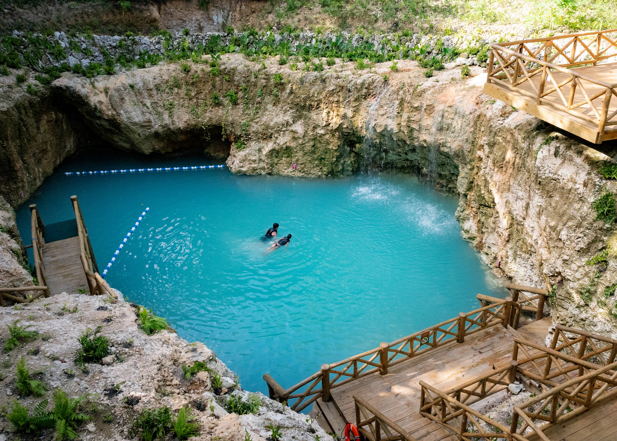 Iguabonita Cave exploration